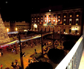 Plaza del Rey Apartments, San Fernando